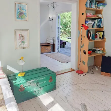 In Woodland Garden In Natural Harmony Semesterbostad Asnæs